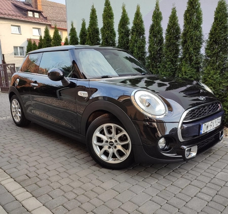 MINI Cooper S cena 69900 przebieg: 150000, rok produkcji 2017 z Szczucin małe 781